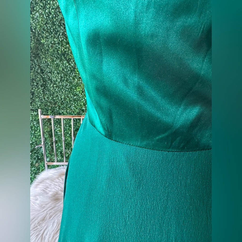 New DONNA RICCO Silk Chiffon and Charmeuse Halter Dress-Emerald green size 8 - Picture 7 of 10